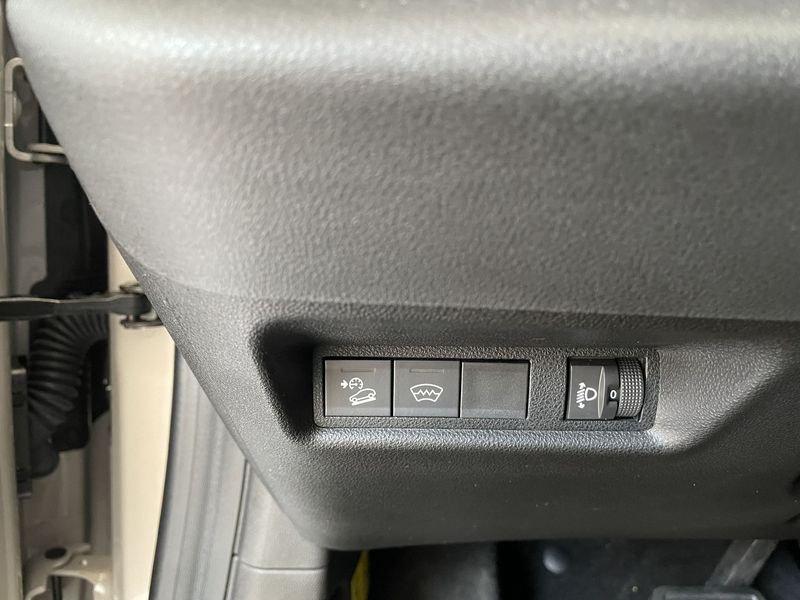 Jeep Avenger 1.2 Turbo MHEV Summit