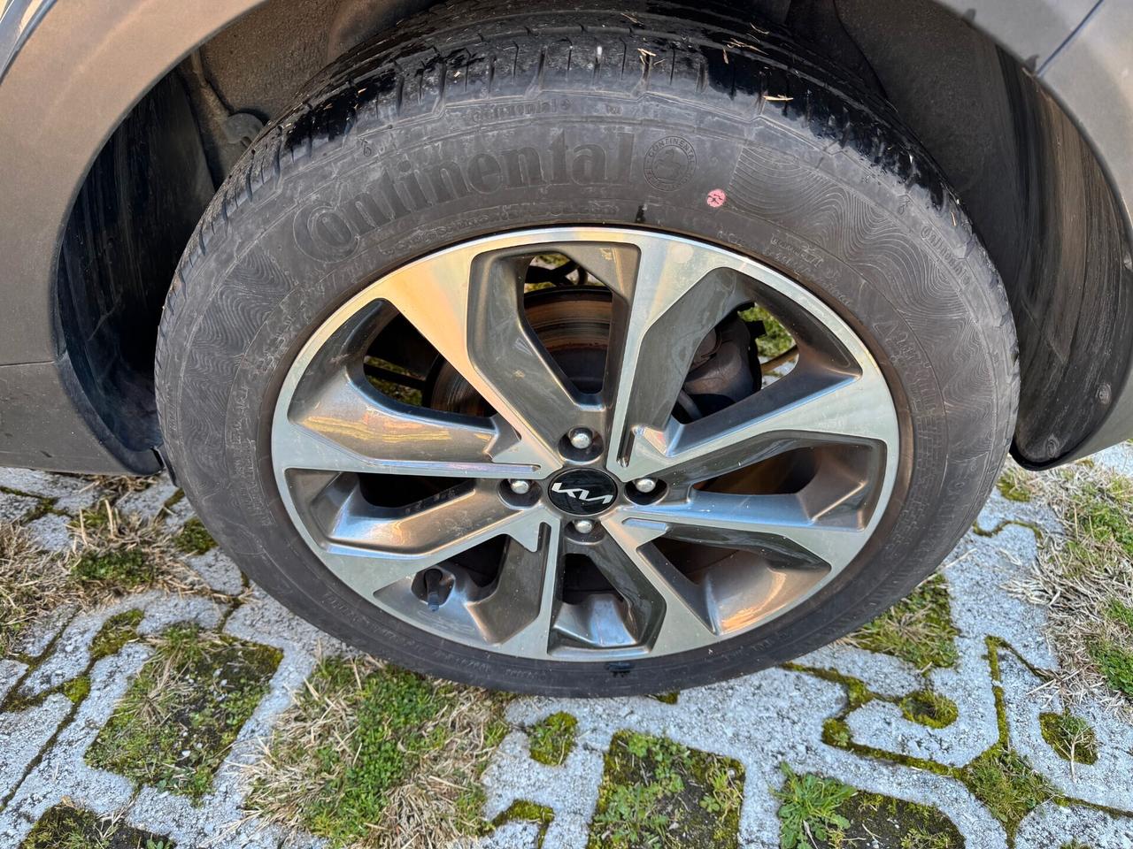 Kia Stonic 1.0cc T-GDi 120cv MHEV DCT Style