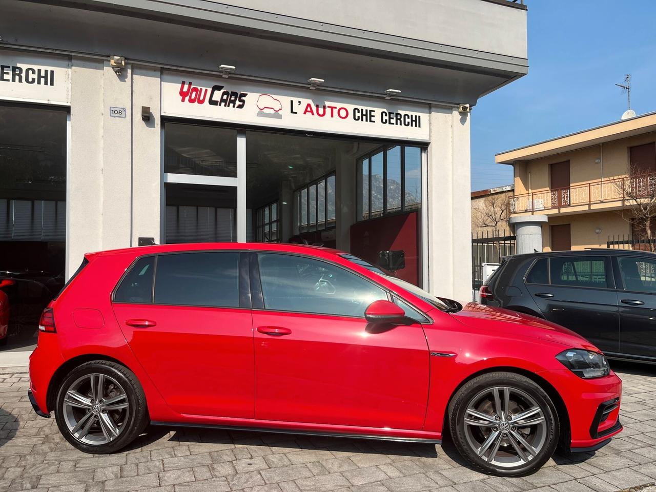 Volkswagen Golf 1.0 TSI 85 CV 5p. Trendline R-Line BlueMotion Technology