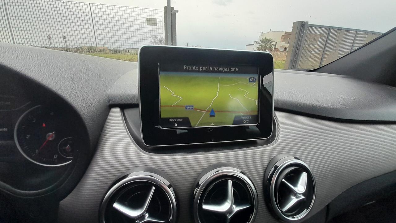 Mercedes-benz B 180 d Premium