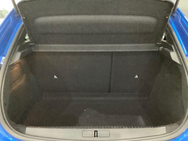 PEUGEOT 208 motore elettrico 136 CV 5 porte Active