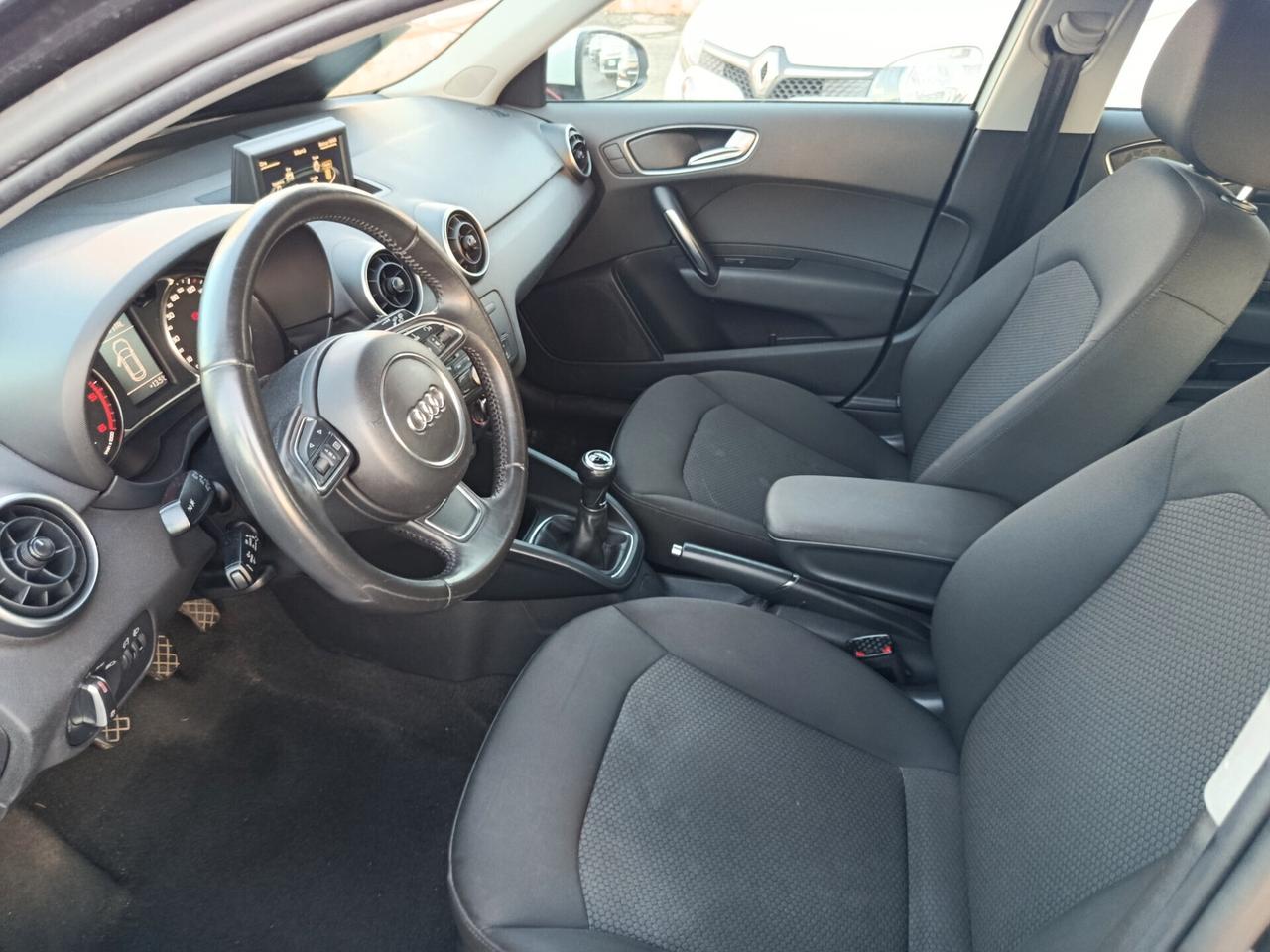 Audi A1 SPB 1.6 TDI Attraction 2014