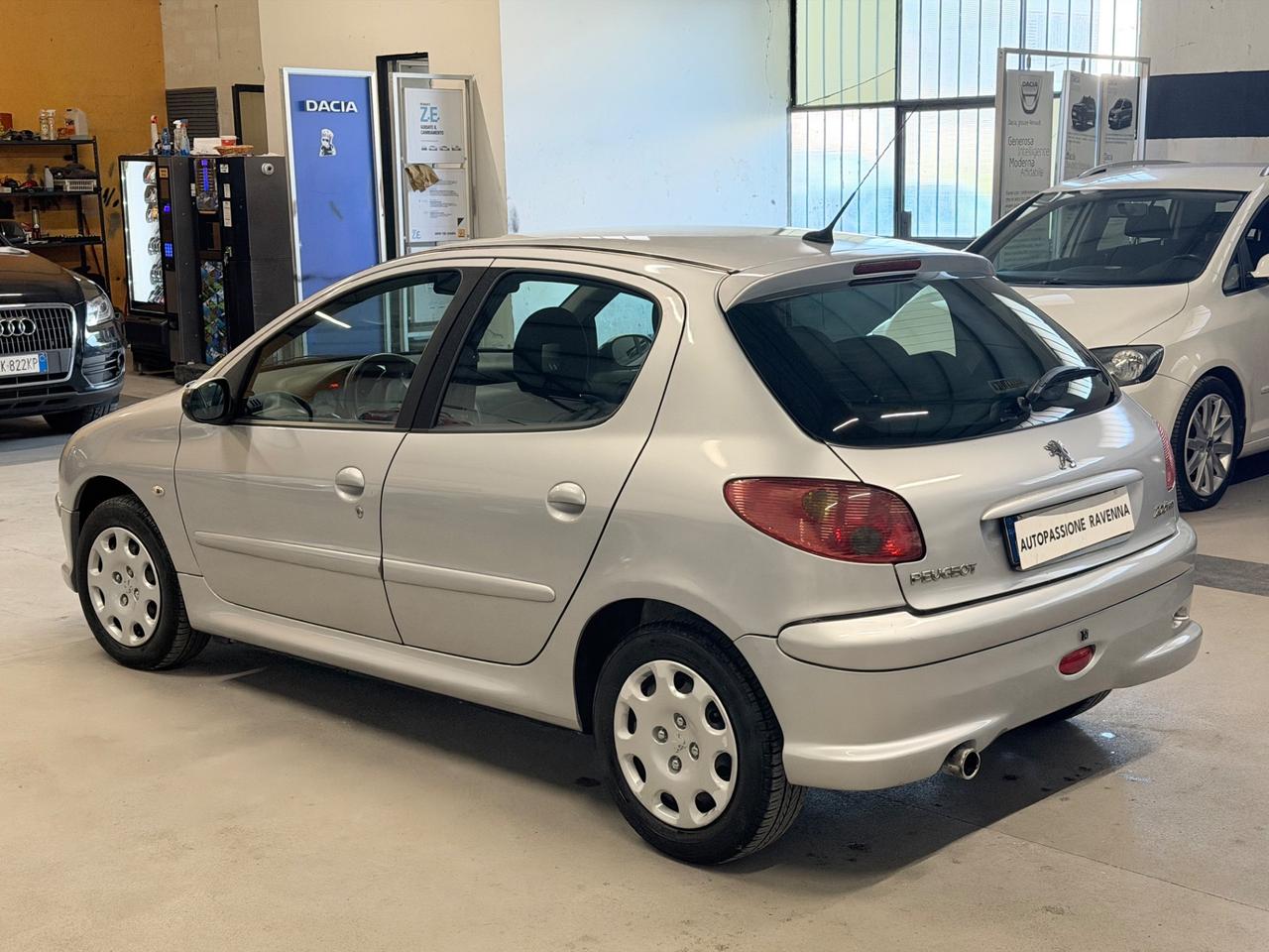 Peugeot 206 1.4 HDi 5p. Enfant Terrible