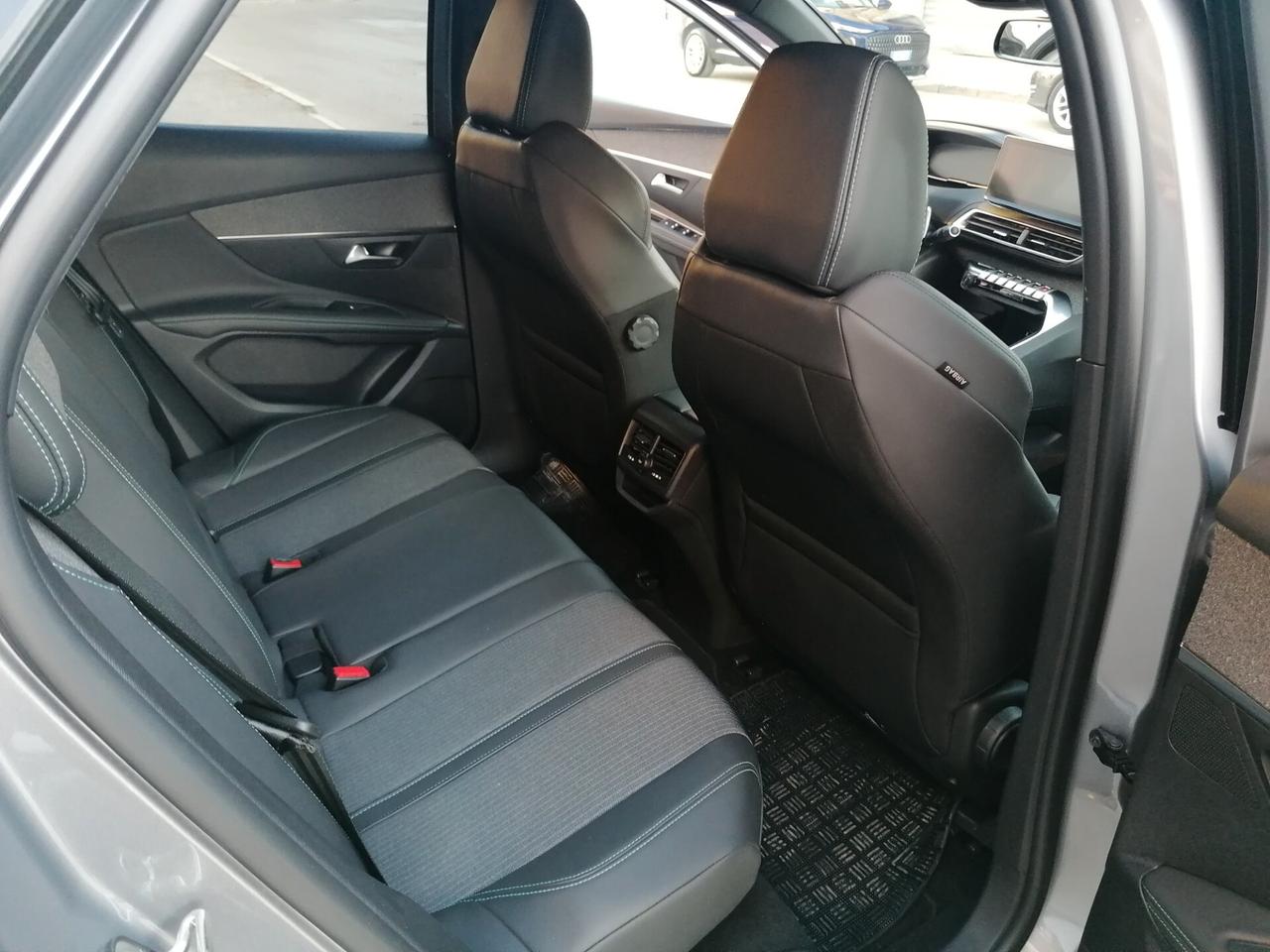 Peugeot 3008 BlueHDi 130 S&S Allure