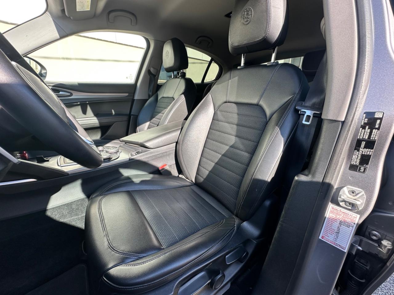 Alfa Romeo Stelvio 2.2 Turbodiesel 210 CV AT8 Q4 Executive