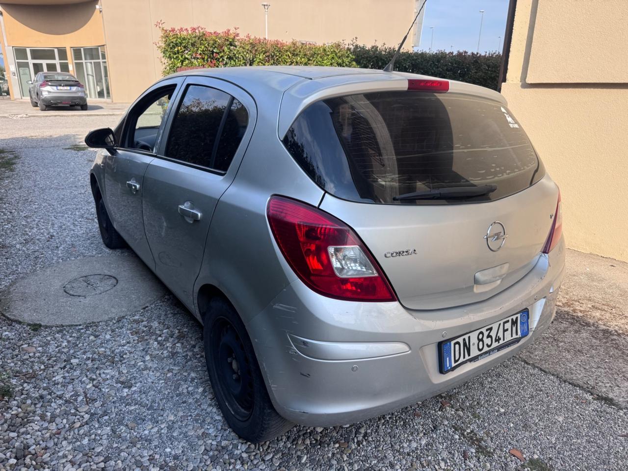 PER RICAMBI o EXPORT Opel Corsa 1.2 Benzina