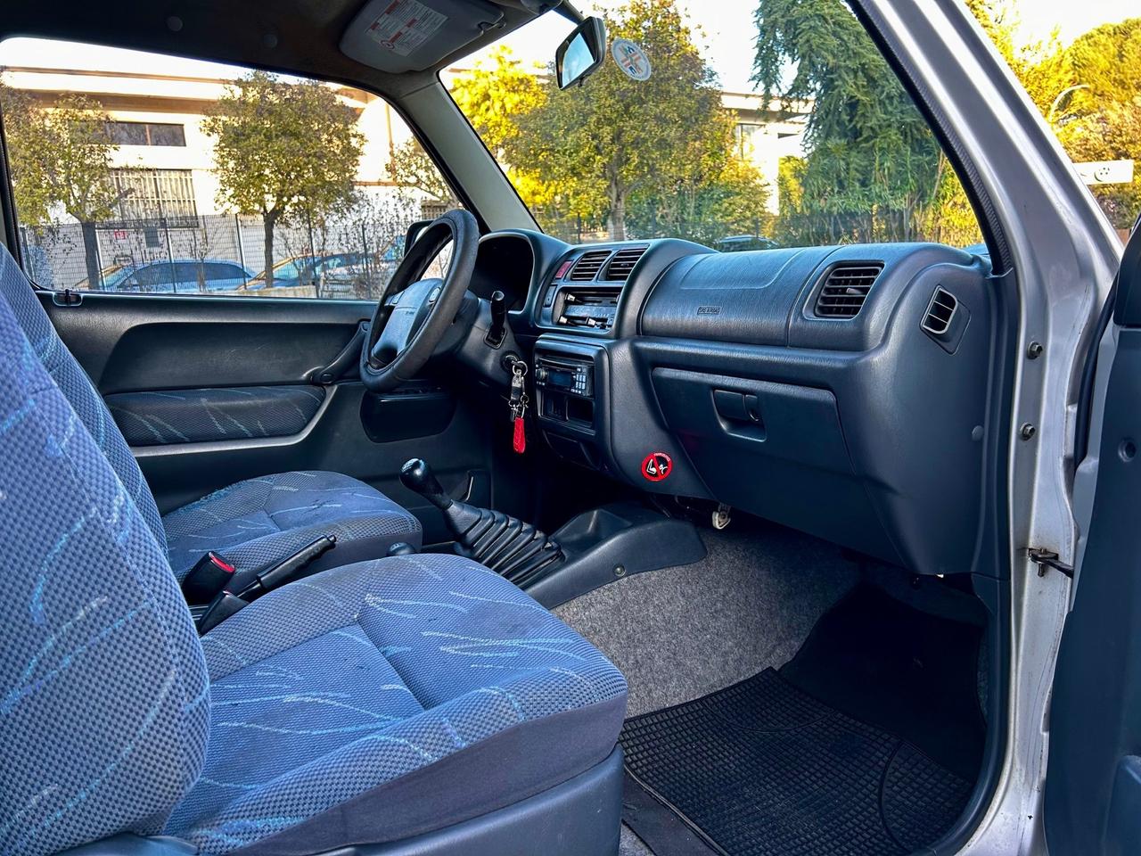 Suzuki Jimny 1.3i 16V cat 4WD JLX Special