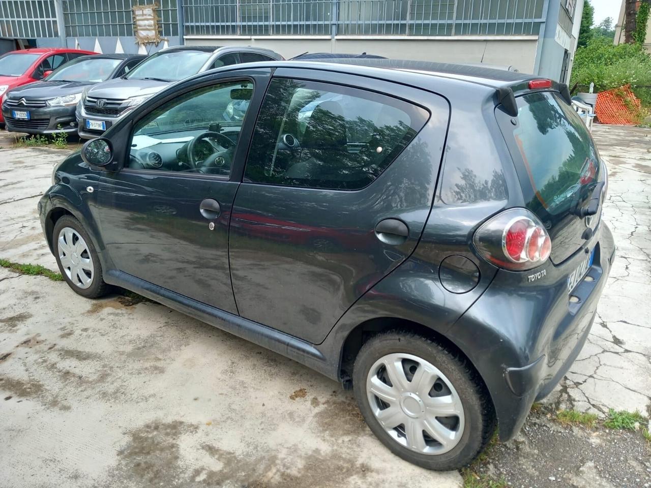 Toyota Aygo 1.0 12V VVT-i 5 porte Now