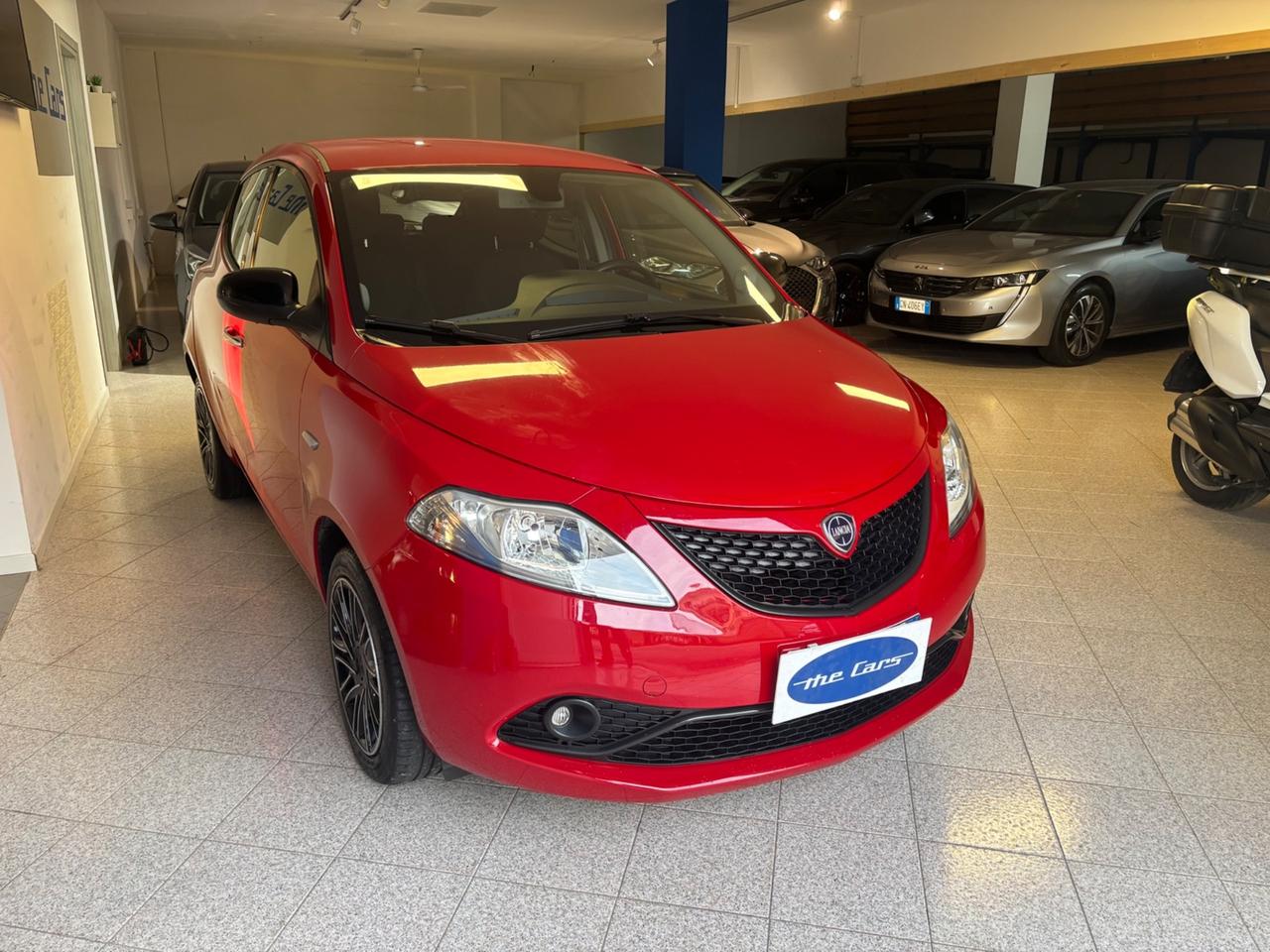 Lancia Ypsilon 1.2 69 CV 5 porte GPL Ecochic Gold