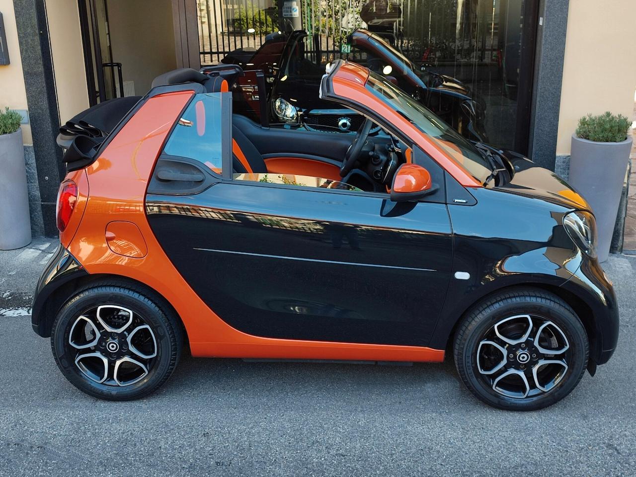 Smart ForTwo 70 1.0 twinamic cabrio Passion Abbinamento Stupendo