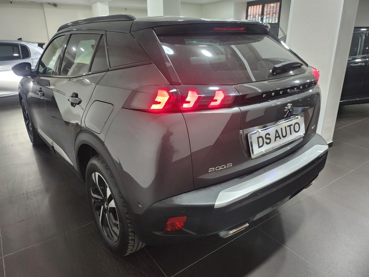 Peugeot 2008 PureTech 130 S&S EAT8 GT Pack
