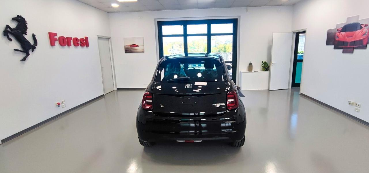 Fiat 500 Berlina Hybrid Icon
