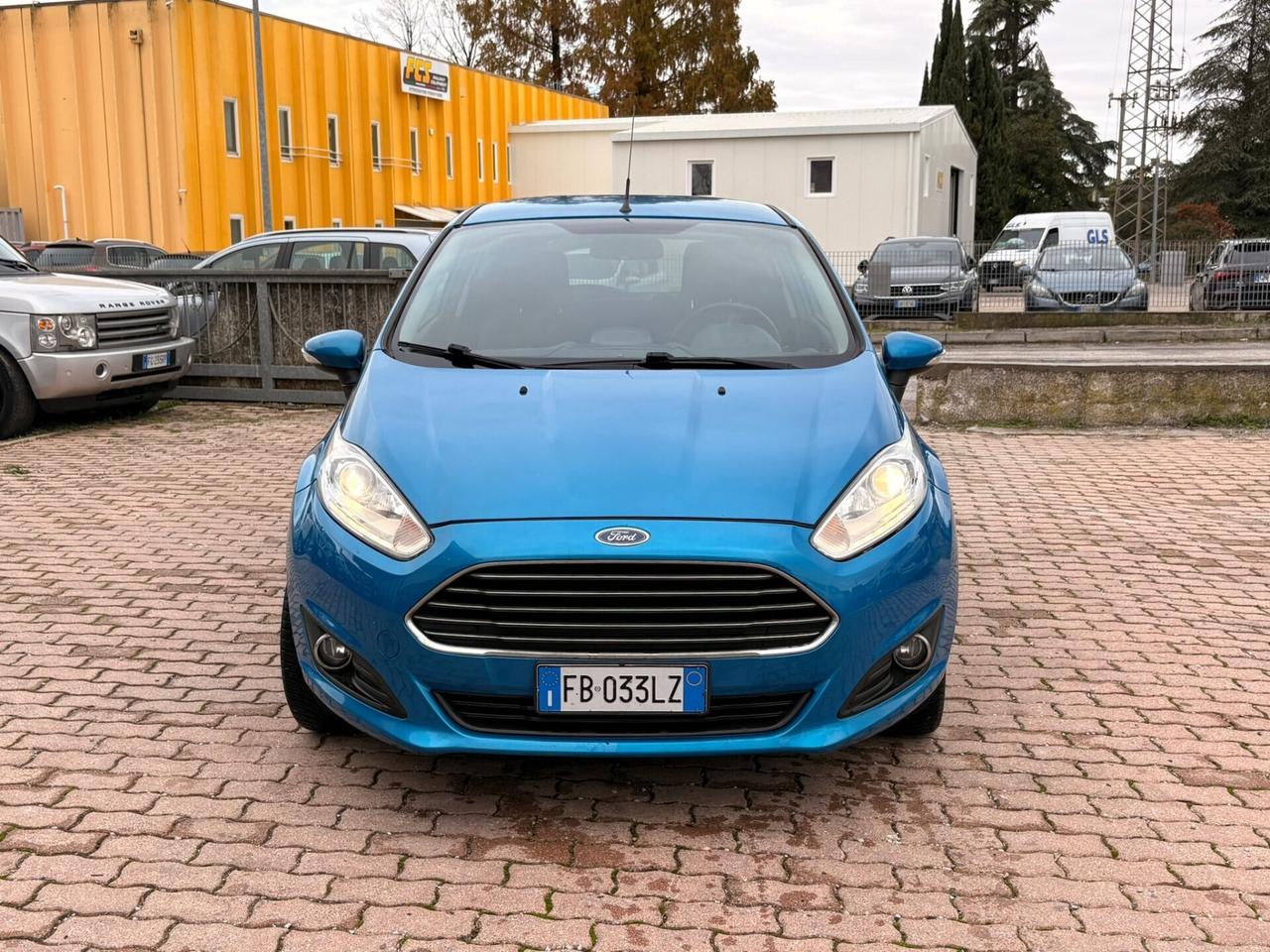 Ford Fiesta 1.4 3 porte Bz.- GPL Black & White Edition