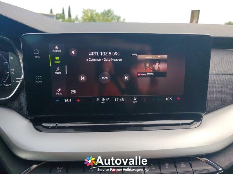 Skoda Octavia 2.0 TDI EVO SCR DSG Wagon Style