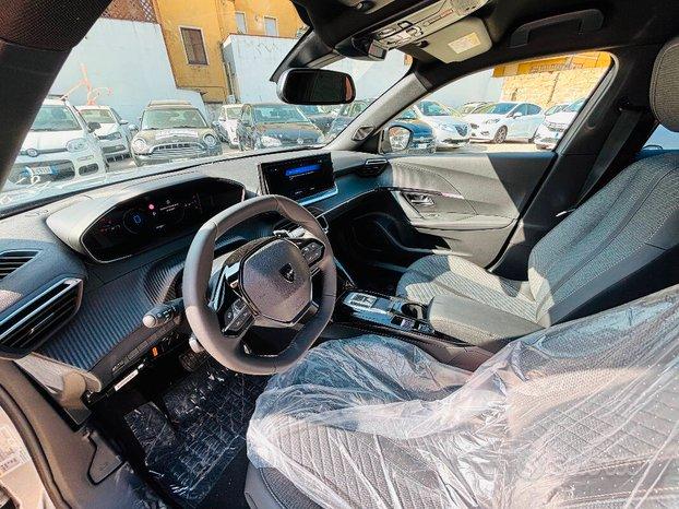 Peugeot 2008 PEUGEOUT 2008 1.2 hybrid Allure 145cv
