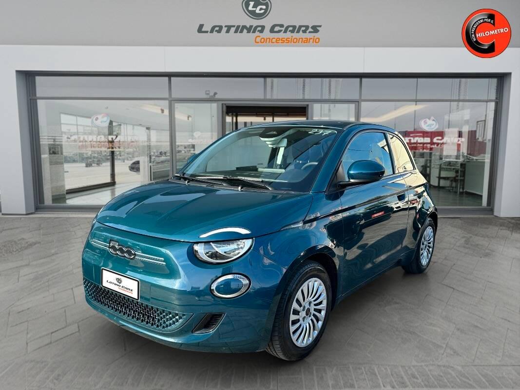Fiat 500e 3+1 42 kWh Icon CON CARPLAY