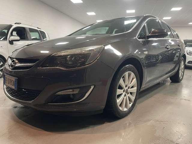 Opel Astra Astra IV 2010 Sports Tourer 1.7 cdti Cosmo 110cv