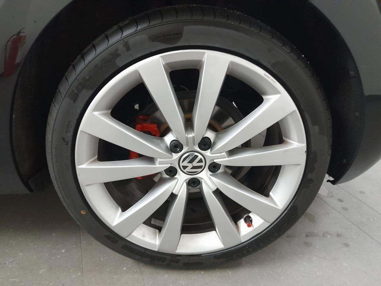 Volkswagen Maggiolino 2.0 TSI DSG Sport