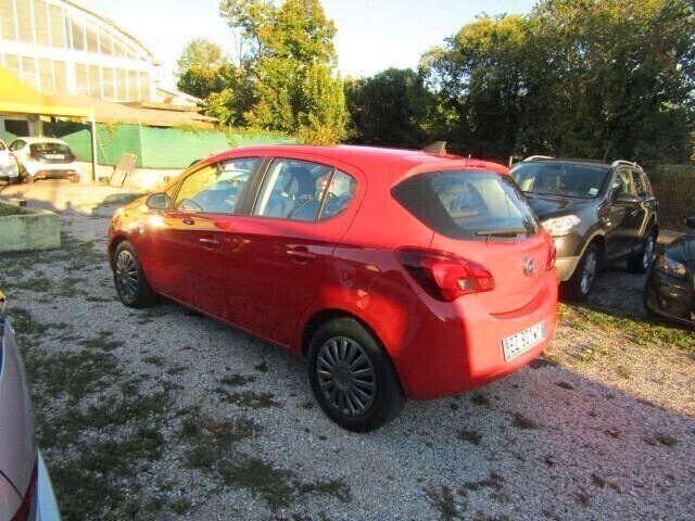 Opel Corsa 1.2 5 porte anche neopatentati