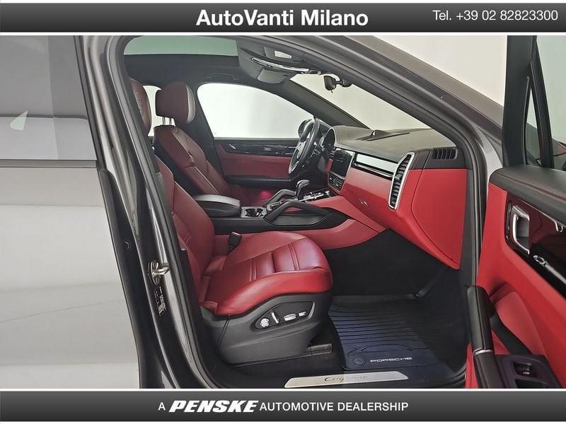 Porsche Cayenne Coupè Cayenne Coupe 3.0 e-hybrid 5p.ti tiptronic