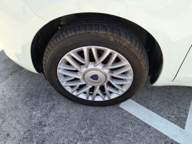 LANCIA Ypsilon 1.2 69 CV 5 porte Gold