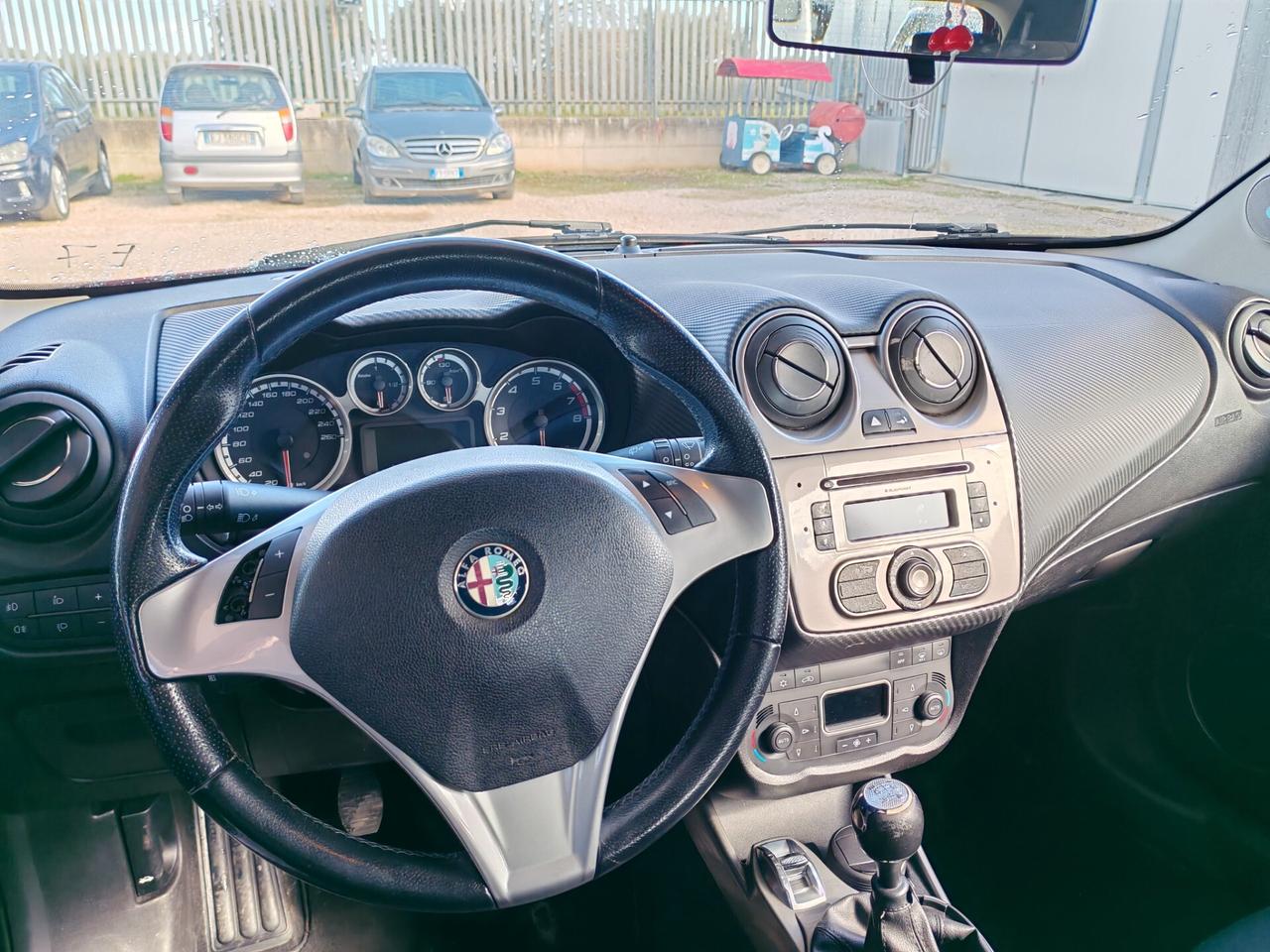 Alfa Romeo MiTo 1.4 T 120 CV Distinctive Sport Pack