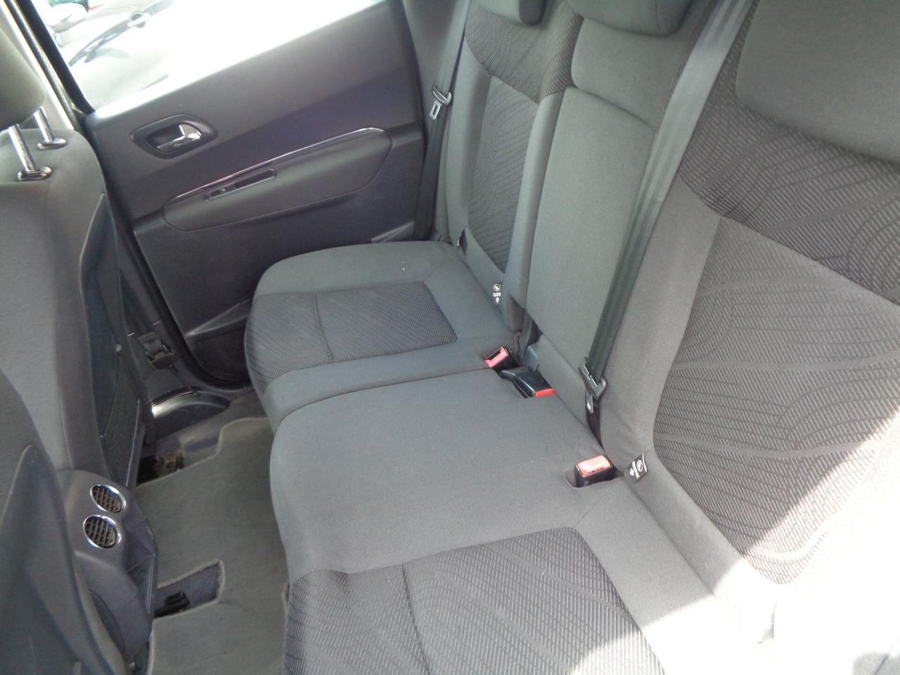 Peugeot 3008 1.6 HDi 115CV Active