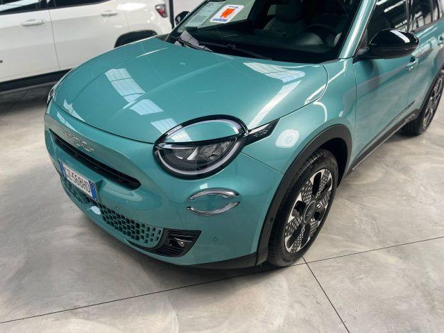 FIAT 600 1.2 Hybrid 110cv La Prima