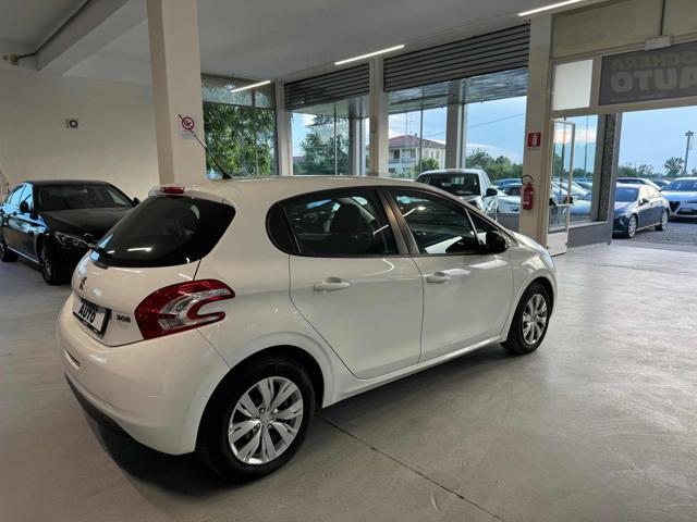 PEUGEOT 208 1.4 HDi 68 CV 5 porte Mix