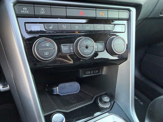VOLKSWAGEN T-Roc 2.0 TDI SCR R-Line Tetto