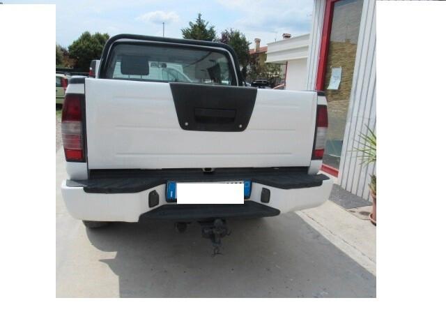 Nissan NP300 2.5 D 4p. Double Cab Efficient