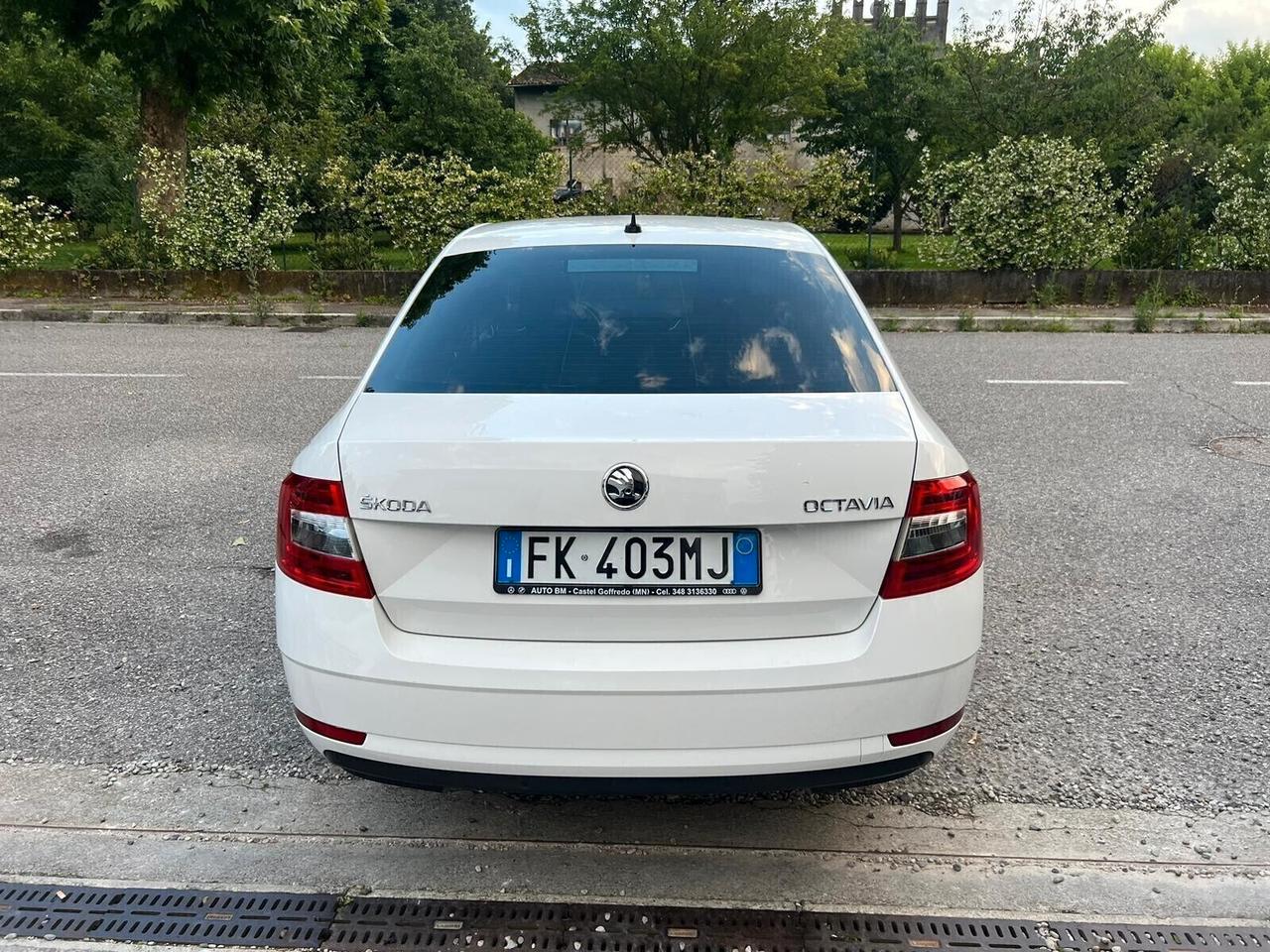 Skoda Octavia 1.6 TDI CR 115 CV DSG Executive