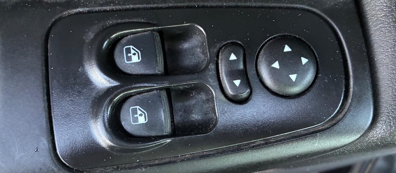 Lancia Ypsilon 1.2 69cv Unyca - 2012