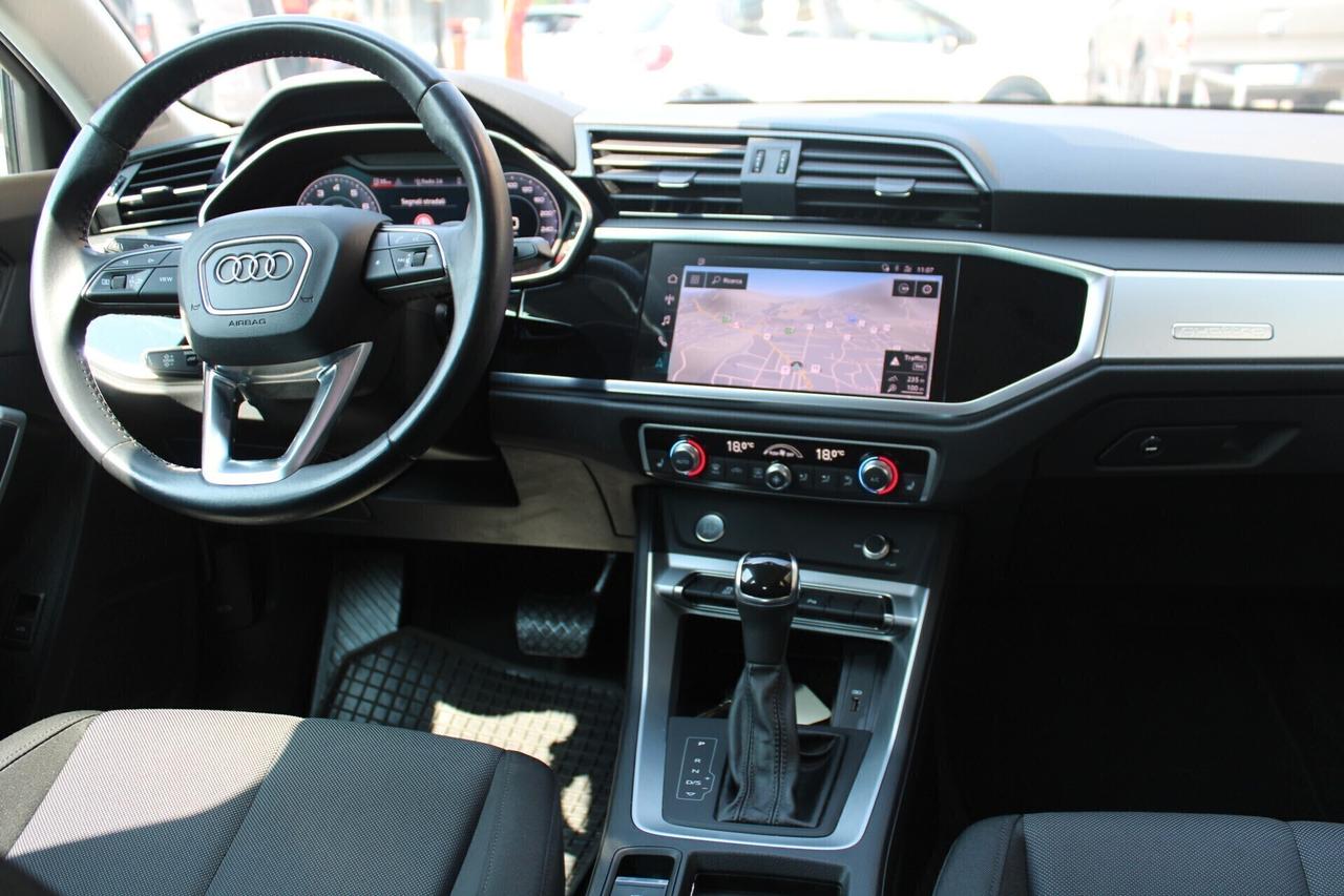 Audi Q3 40 TFSI QUATTRO 4X4 S-tronic Business IVA ESPOSTA 100%