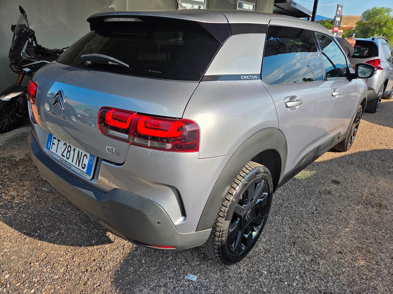 Citroen C4 Cactus BlueHDi 100 S&S Shine