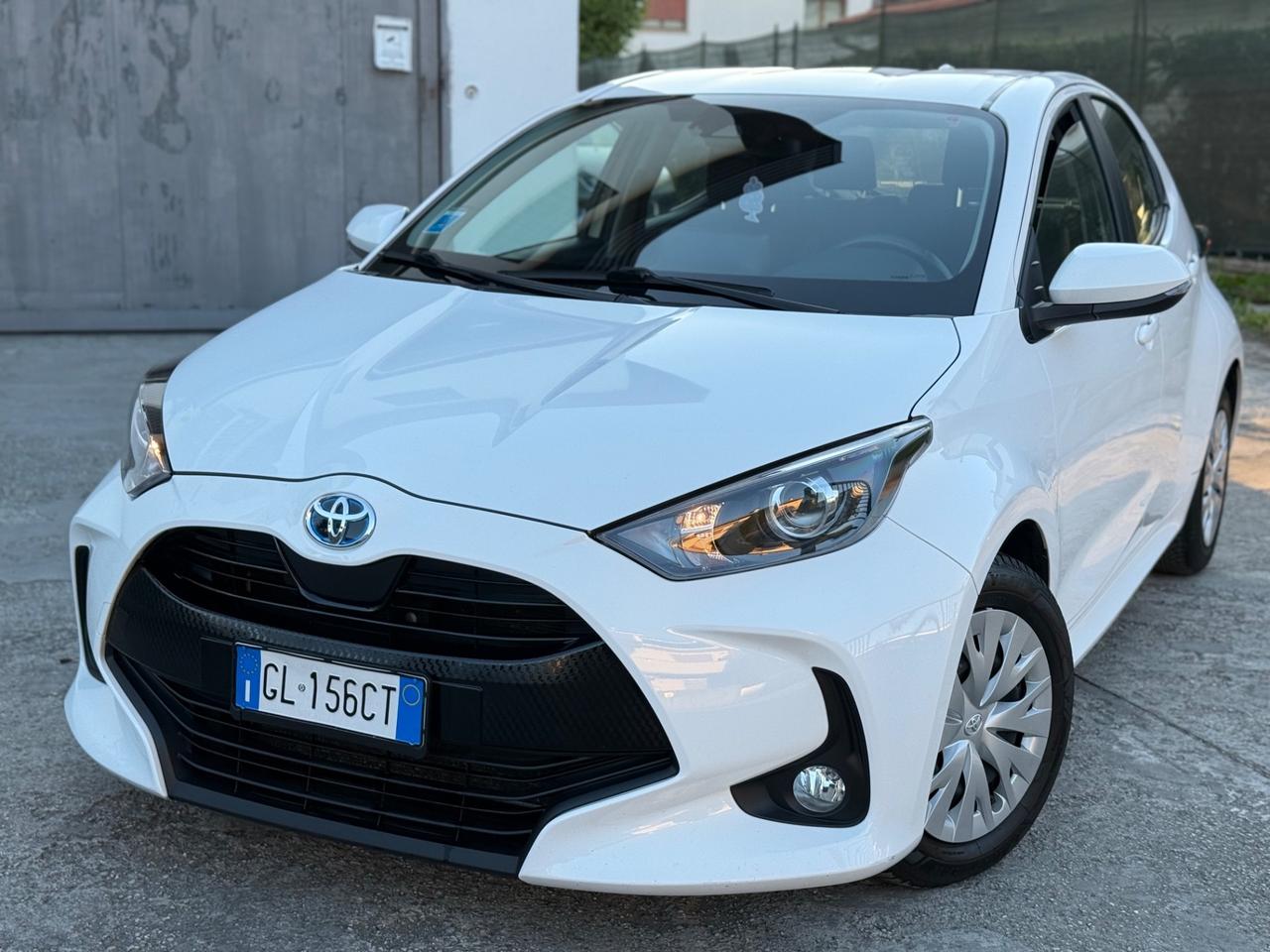 Toyota Yaris 1.5 Hybrid 5P. EURO 6D 2022 NEOPATENTATI