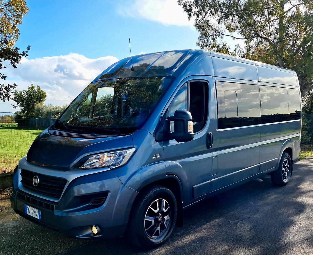 Fiat Ducato Maxi 9 POSTI TRASPORTO DISABILI 5 CARROZZINE PEDANA ELETTROIDRAULICA