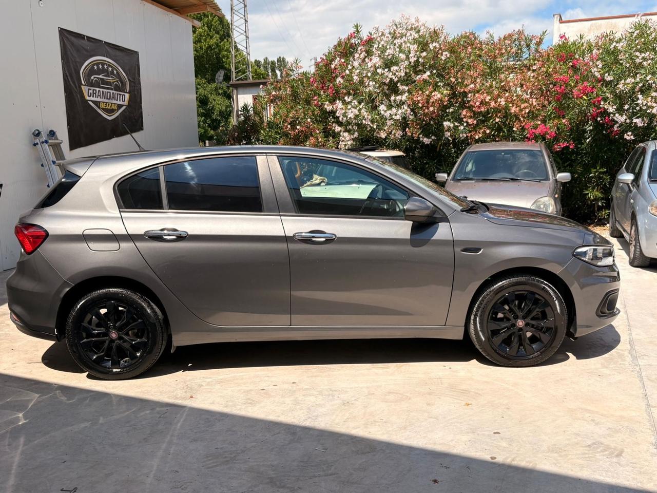 Fiat Tipo 1.6 MJT SES 5P S-DESIGN