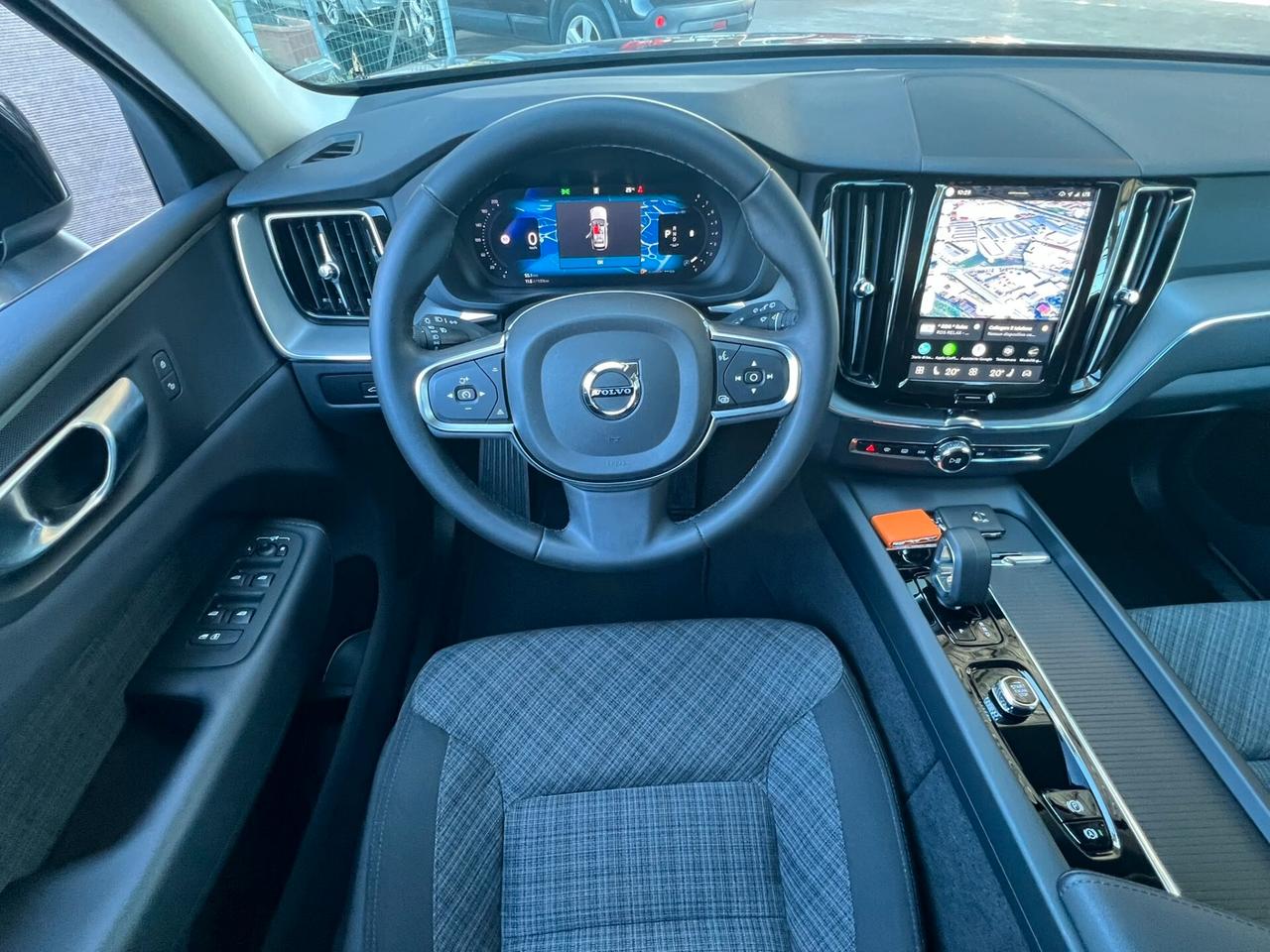 Volvo XC 60 XC60 B4 automatico Core