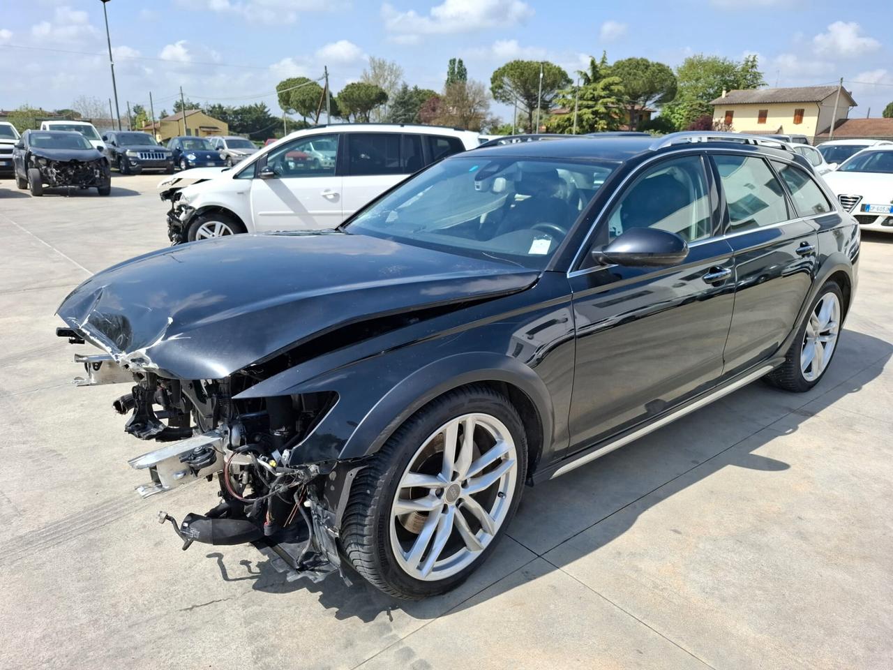 Audi A6 allroad 3.0 TDI 272 CV S tronic - SINISTRATA