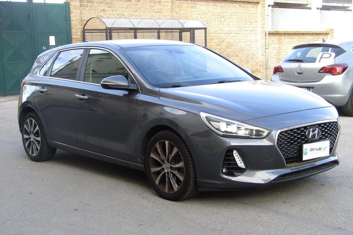 HYUNDAI i30 1.6 CRDi 5p. Go! DCT