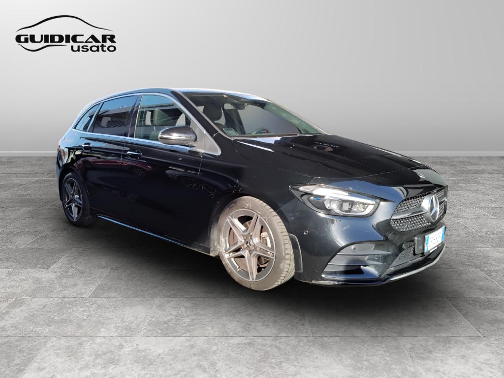 Mercedes-Benz Classe B - W247 2023 - B 180 AMG Line Advanced Plus auto
