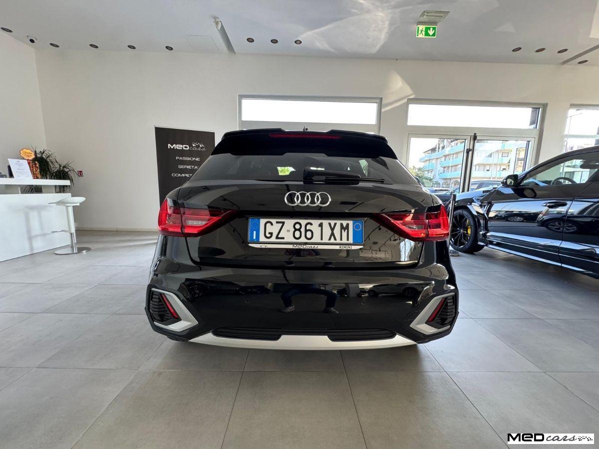 AUDI - A1 Sportback - A1 allstreet 30 TFSI S tronic Admired