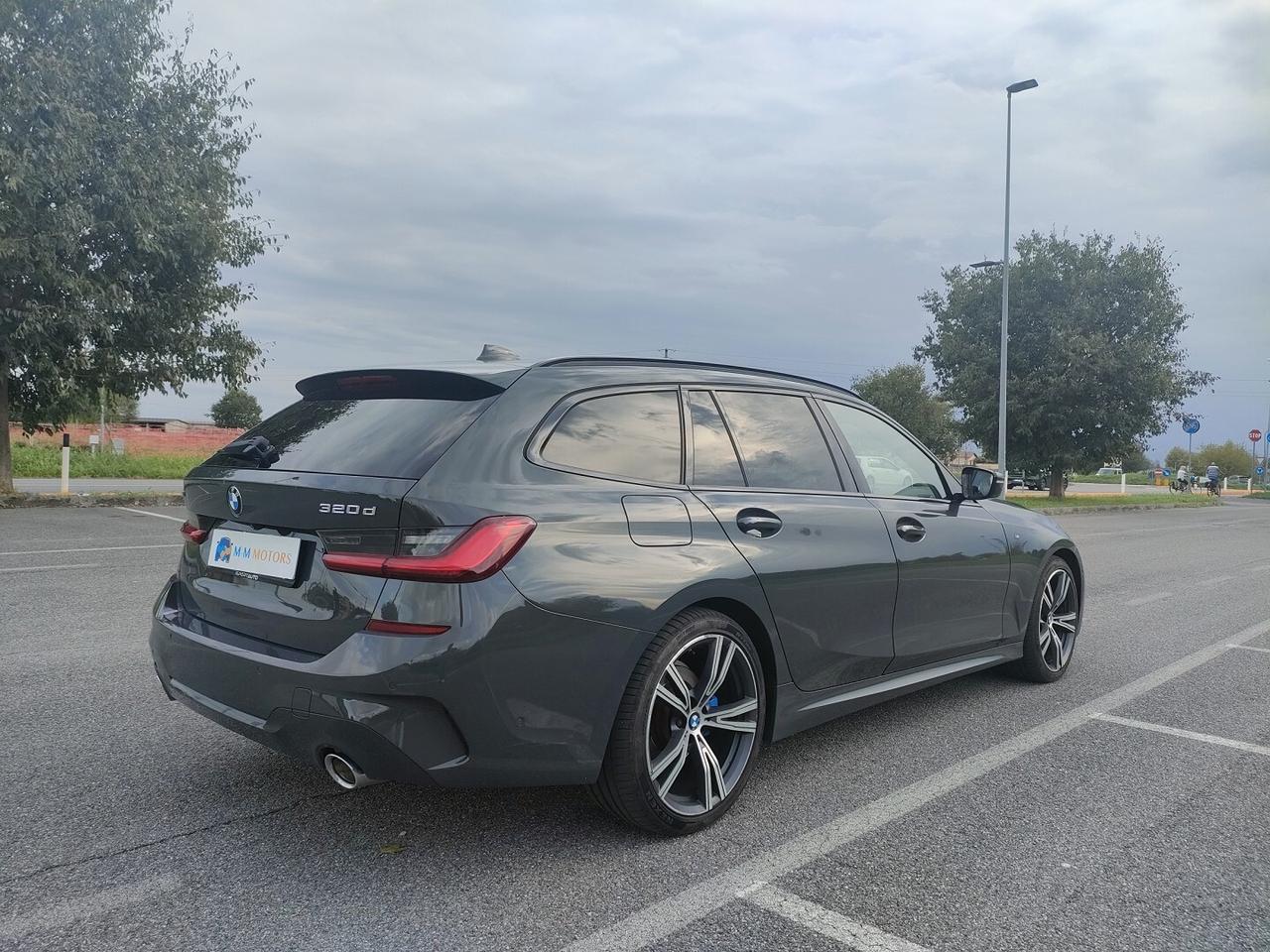 BMW 320d Touring mhev 48V xdrive Msport