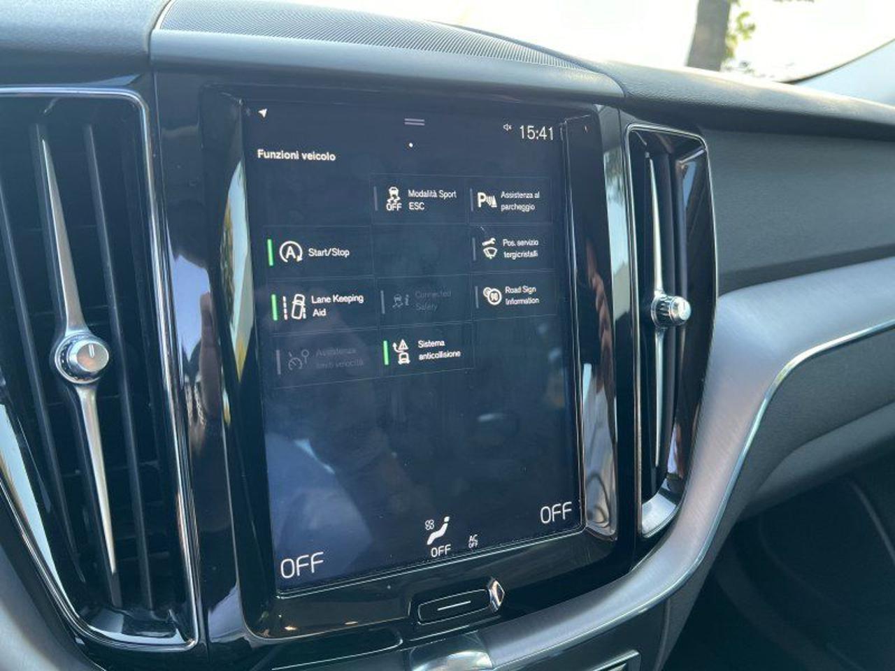 Volvo XC60 B4 (d) AWD Geartronic Business Plus