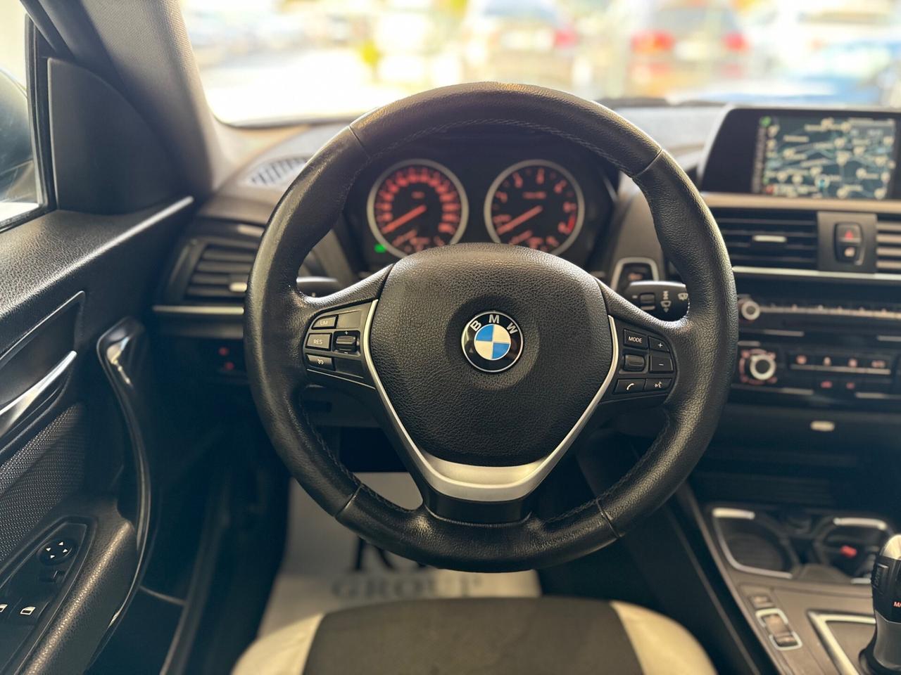 Bmw 116d Sport 3p Automatico Black Edition