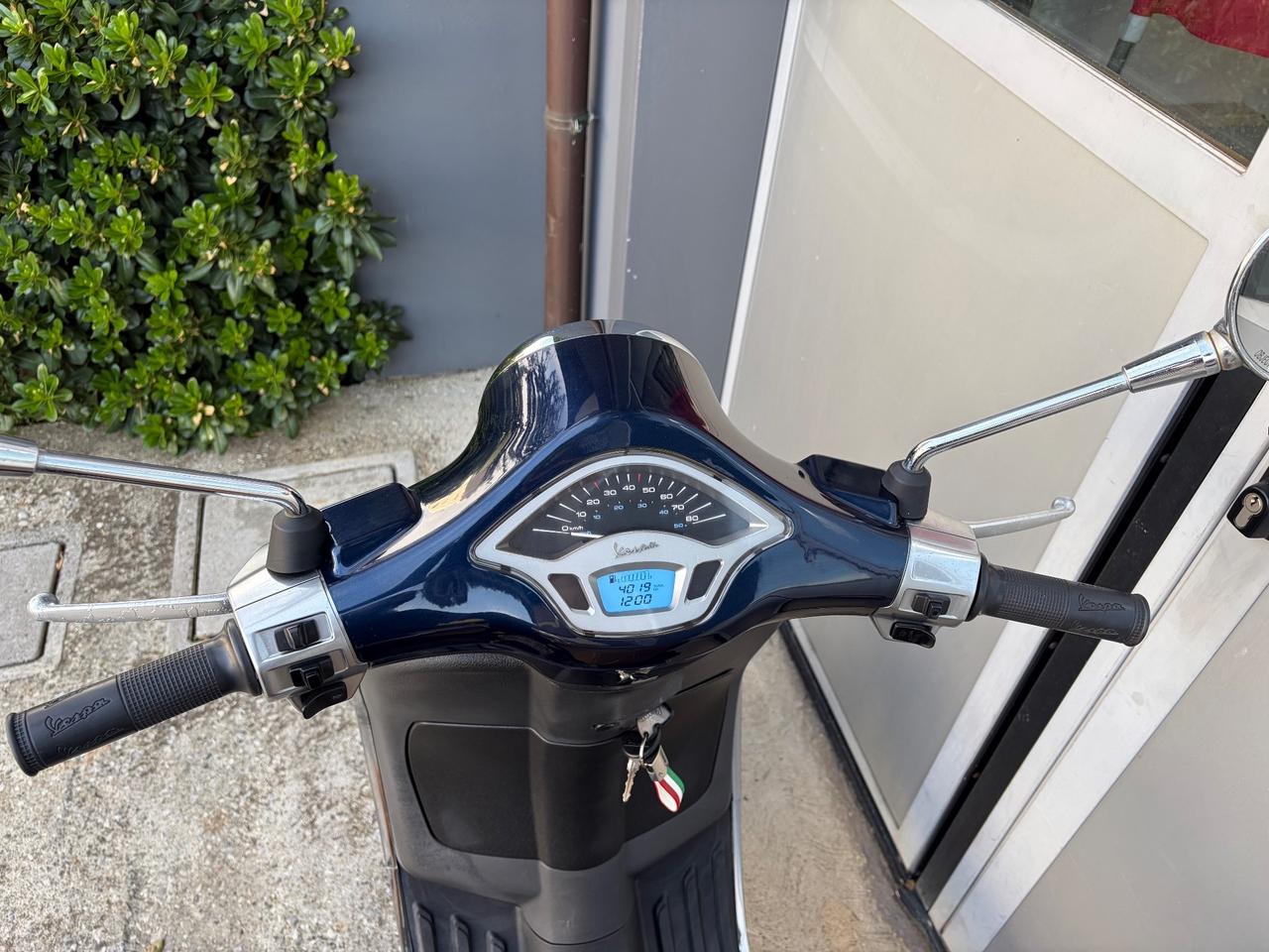Piaggio Vespa 50 Primavera