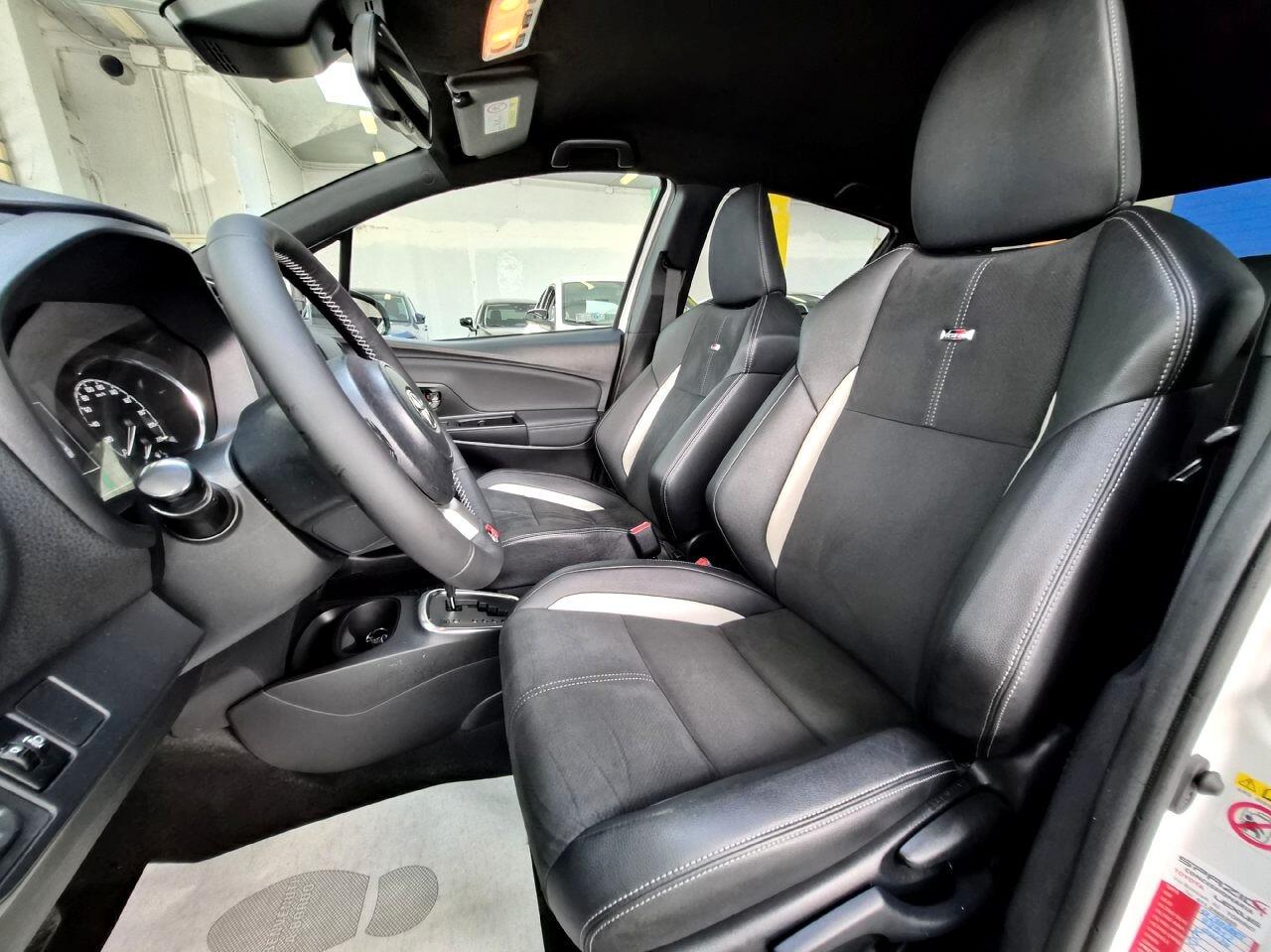 Toyota Yaris GR Sport 1.5 Hybrid