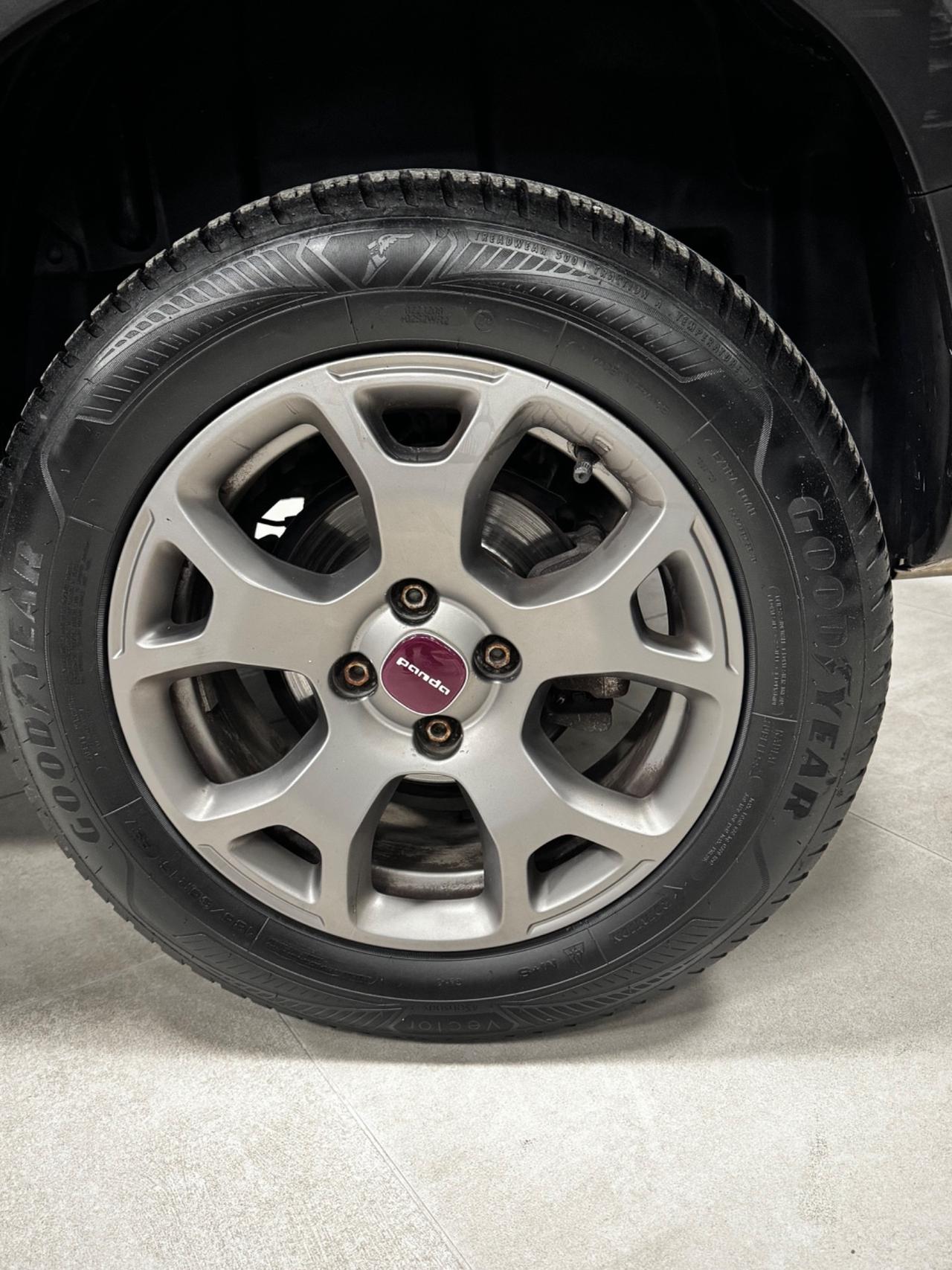 FIAT PANDA CROSS 4x4 900 T AIR