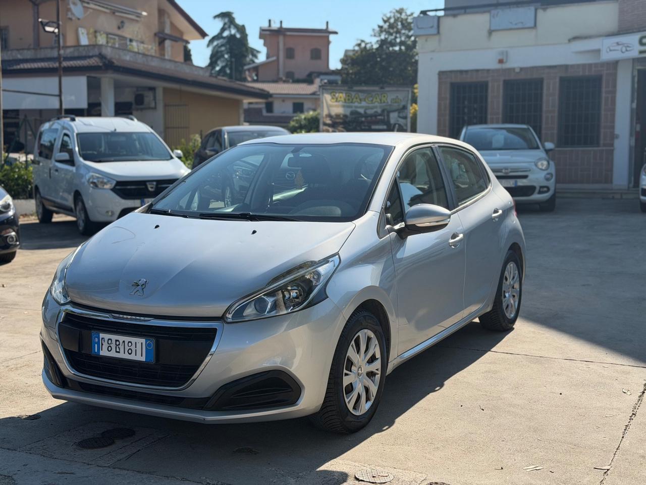 Peugeot 208 1.2 benzina